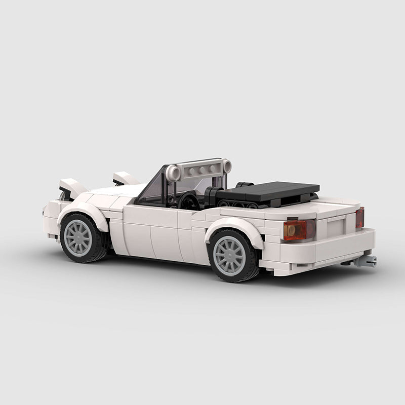 Mazda MX-5 Miata | White Edition
